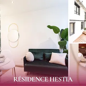 https://le-saint-etienne-42100.hotels-rhonealpes.com